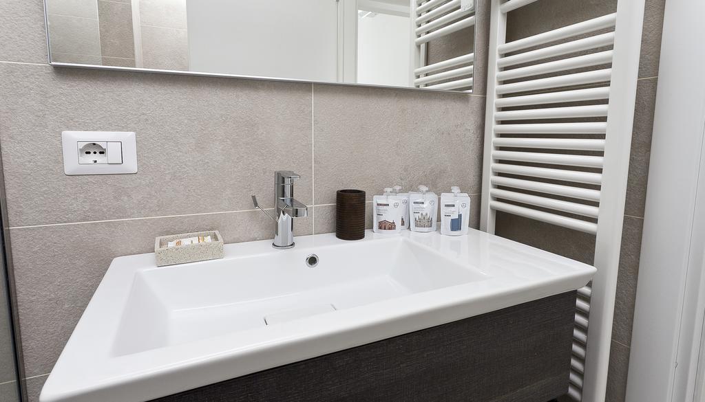 Italianway-Scarlatti Apartment Milan Bagian luar foto